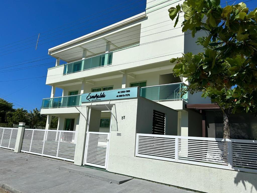 Residencial Esmeralda-Vista Ao Mar Palhoca Exterior photo